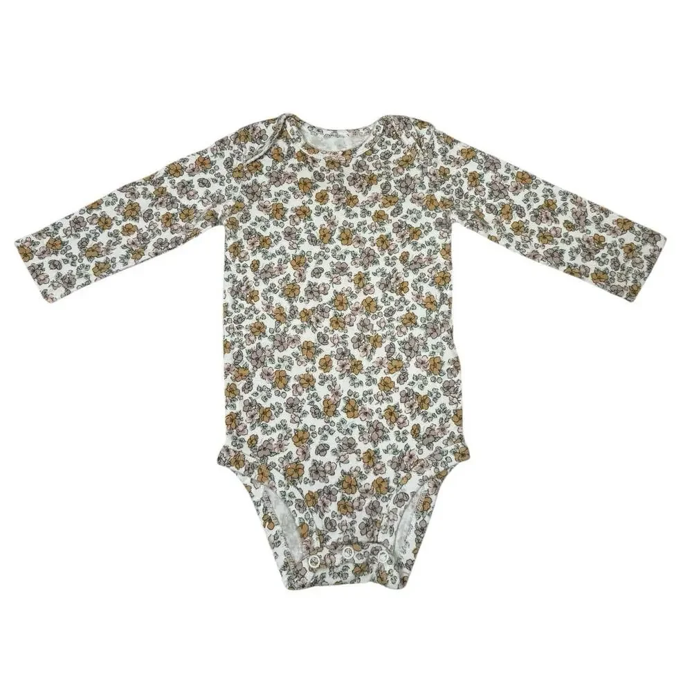 Carter's Bodysuit Bundle Baby Girl Flowers Hearts 9 Months